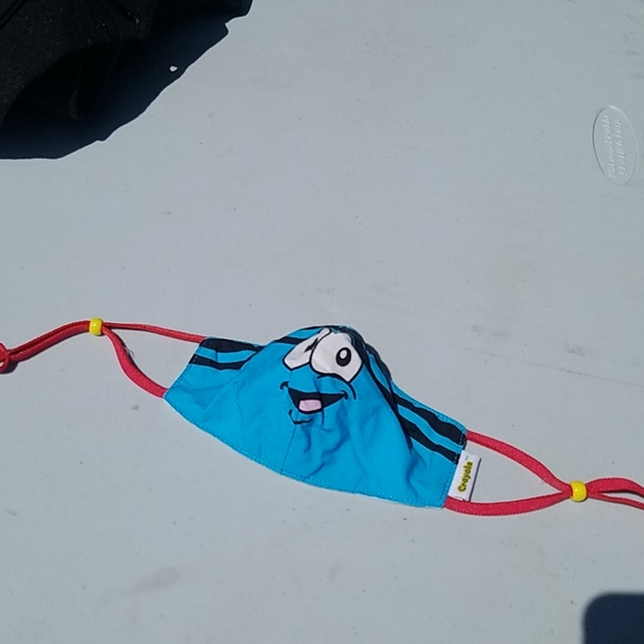 Kids Mask - Picture 1 of 2